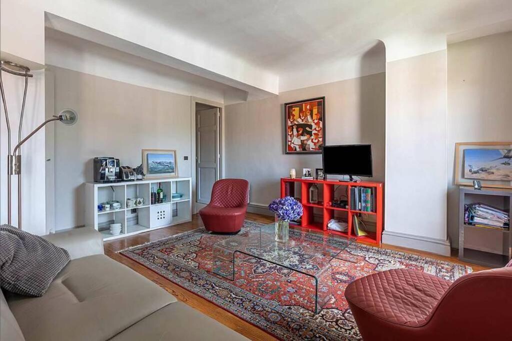 Exceptionnel 3 Pieces Art Deco En Dernier Etage Avec Garage Prive Centre Biarritz Apartment Exterior foto